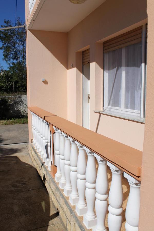Apartments For Families With Children Privlaka, Zadar - 5747 Εξωτερικό φωτογραφία